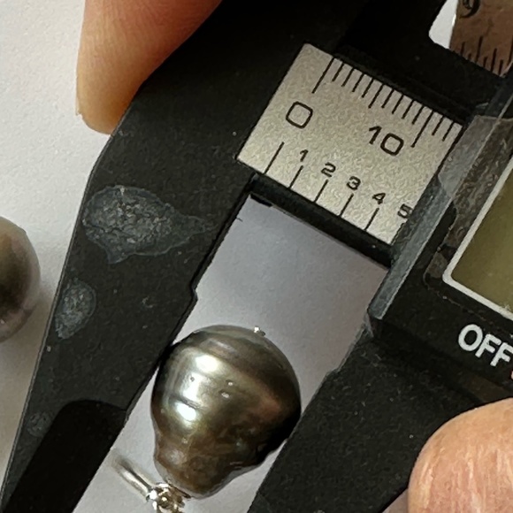 13mm Wide HUGE Baroque REAL Tahitian Pearl Earrings - 925 Sterling Silver - Picture 7 of 7